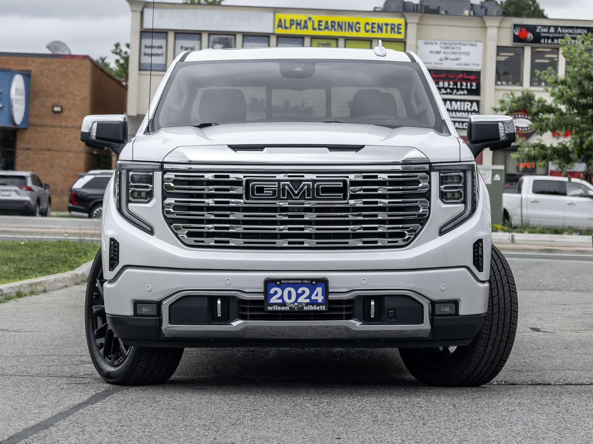 used 2024 GMC Sierra 1500 car, priced at $49,995