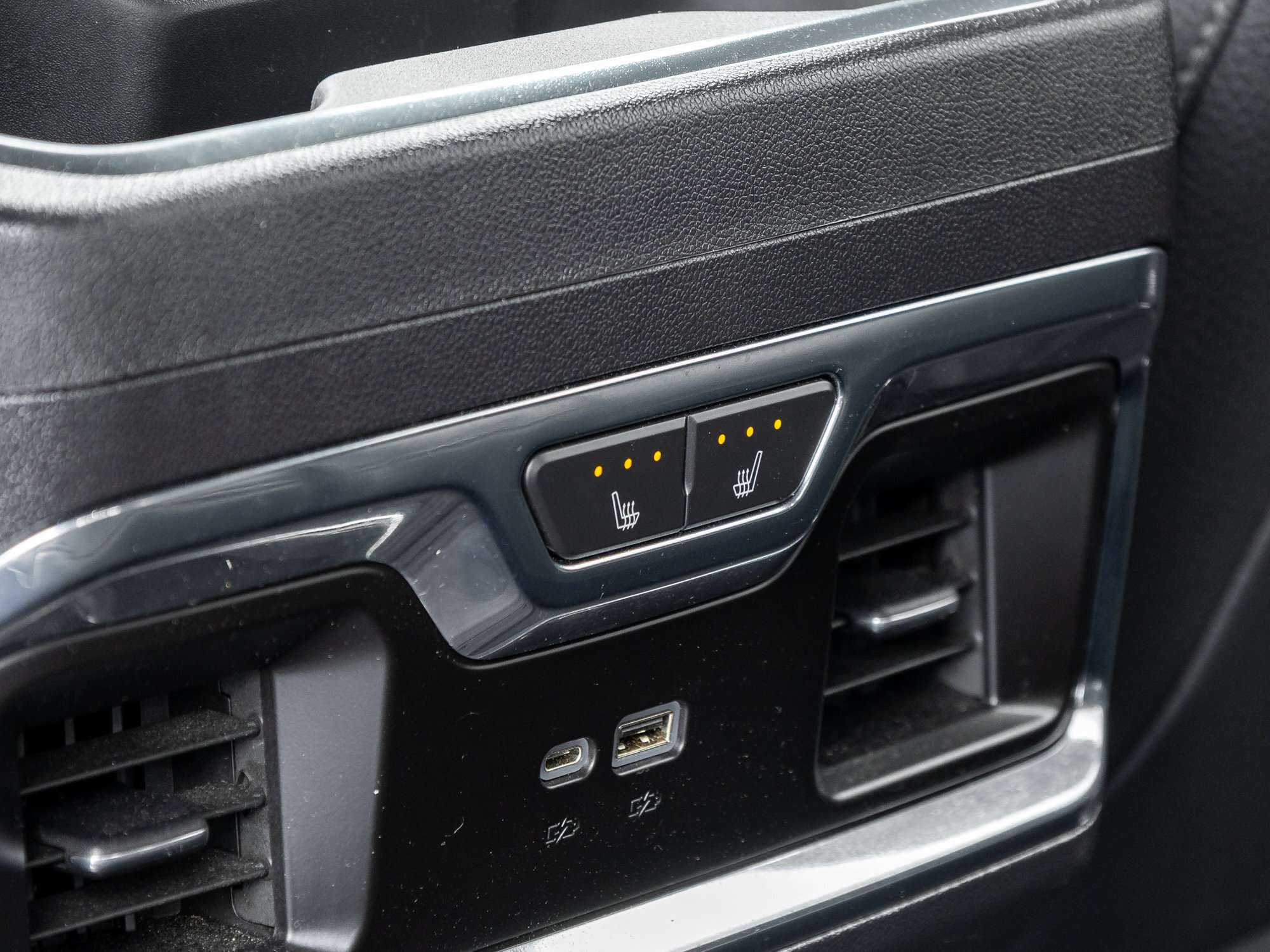 used 2024 GMC Sierra 1500 car, priced at $49,995