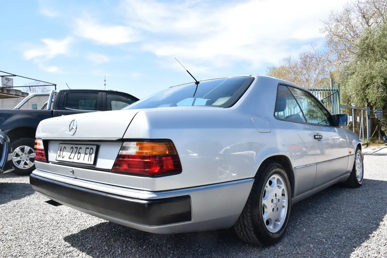 Mercedes-Benz CE 300 TETTO APRIBILE 3.0 2131CV 6 CILINDRI BELLISSIMA! DA AMATORE, foto 7