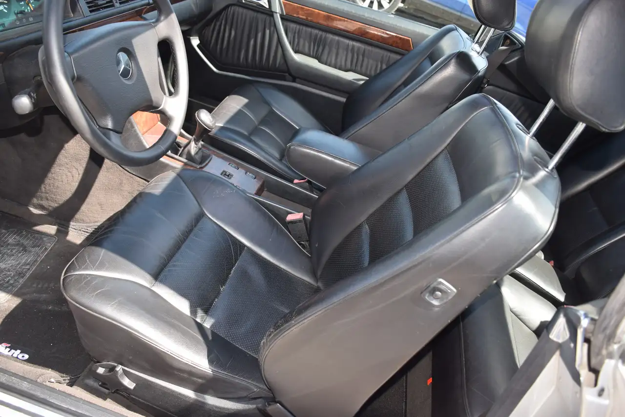Mercedes-Benz CE 300 TETTO APRIBILE 3.0 2131CV 6 CILINDRI BELLISSIMA! DA AMATORE, foto 11