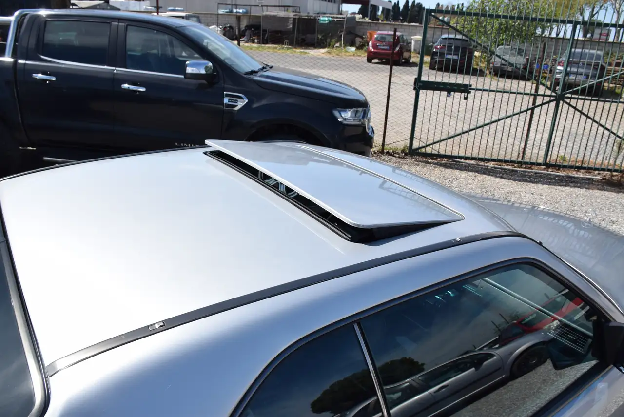 Mercedes-Benz CE 300 TETTO APRIBILE 3.0 2131CV 6 CILINDRI BELLISSIMA! DA AMATORE, foto 5