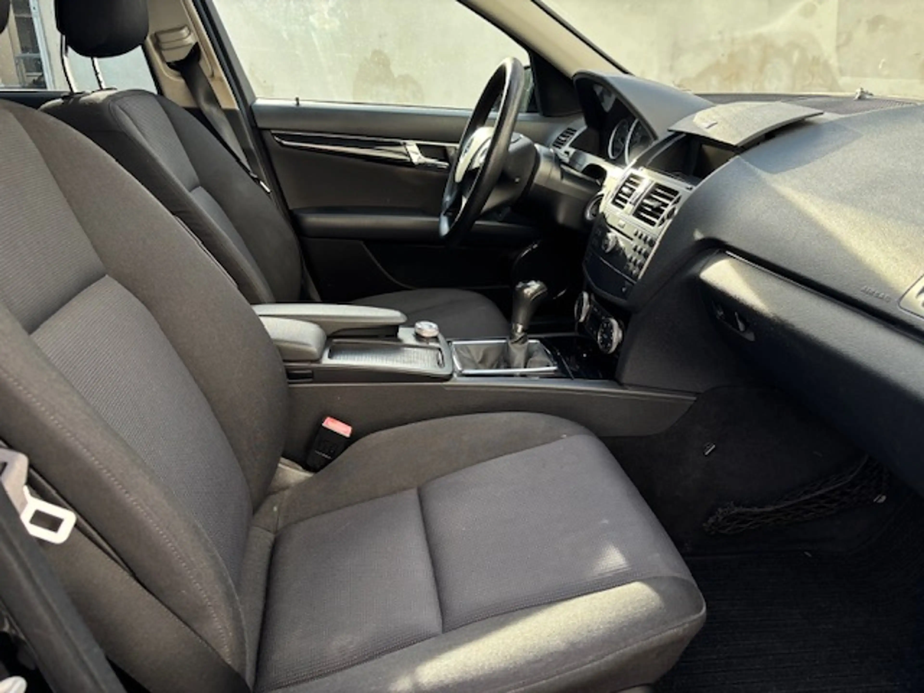 Mercedes-Benz C 180 T-Modell | 112TKM | AMG 19” | AHK — photo 12