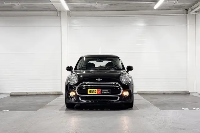 Mini Hatch view 5