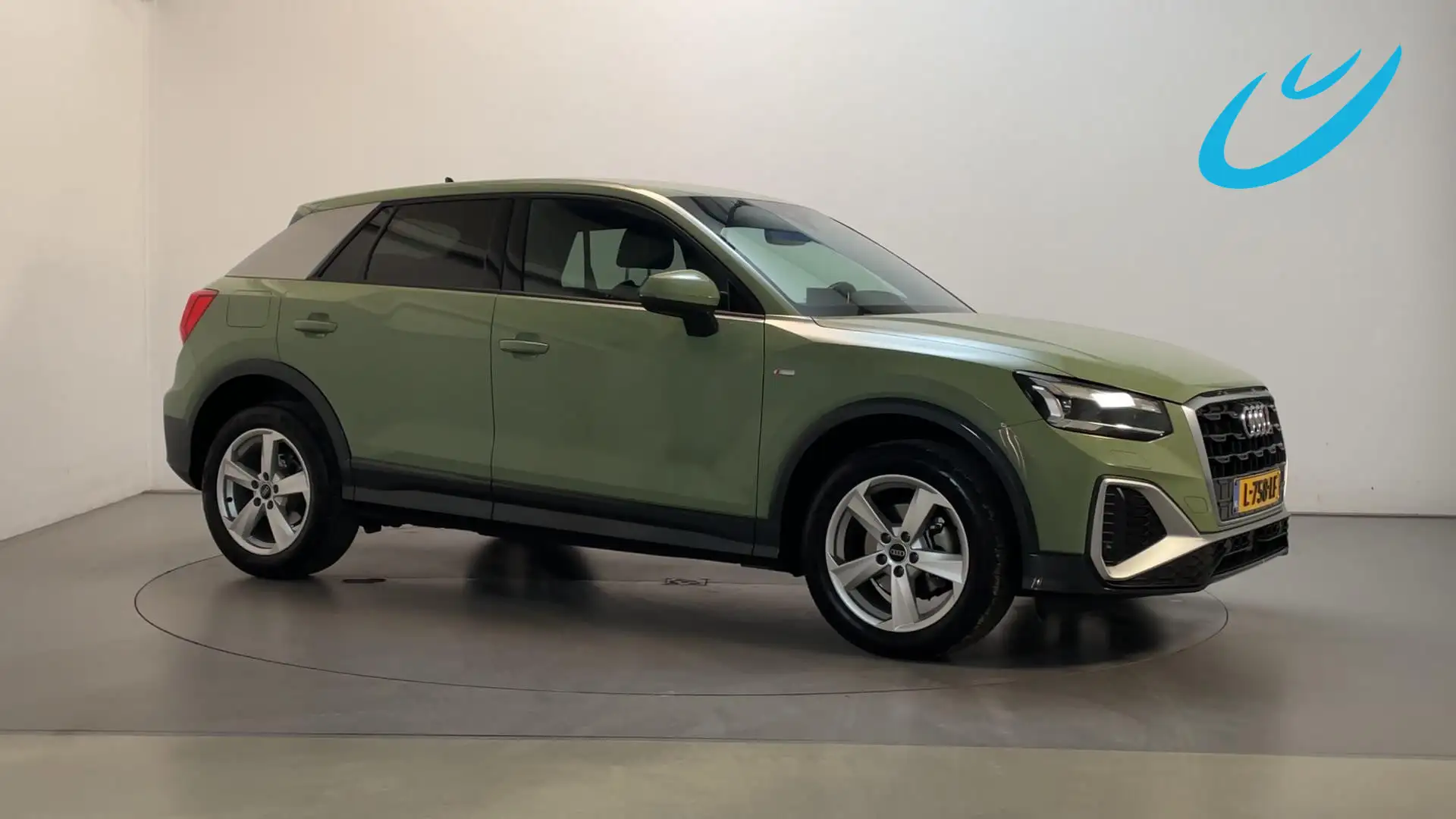 Audi Q2 30 TFSI S Edition S-Line LED Leder-Stof Navigatie Groen - 1
