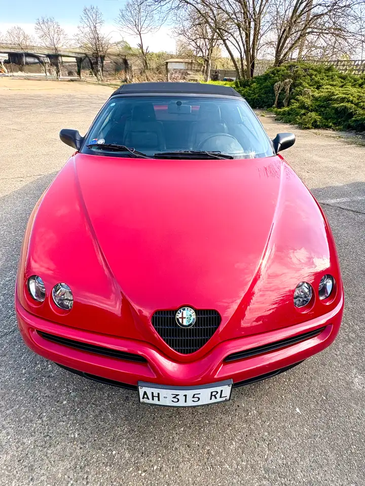 Alfa Romeo Spider 2.0 16v Twin Spark mod. 916, foto 3