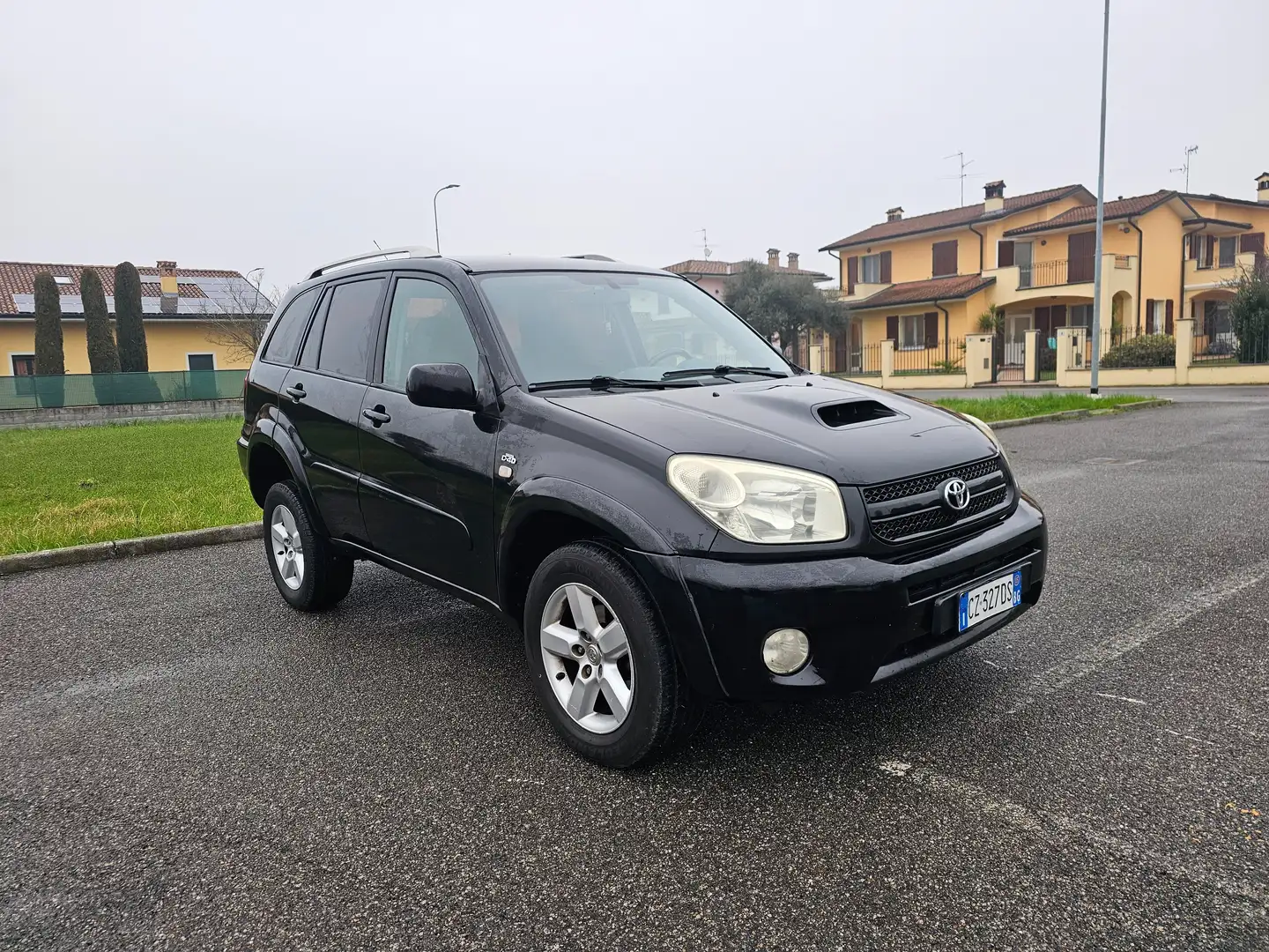 Toyota RAV 4 RAV4 5p 2.0 d-4d 16v FL Negru - 2