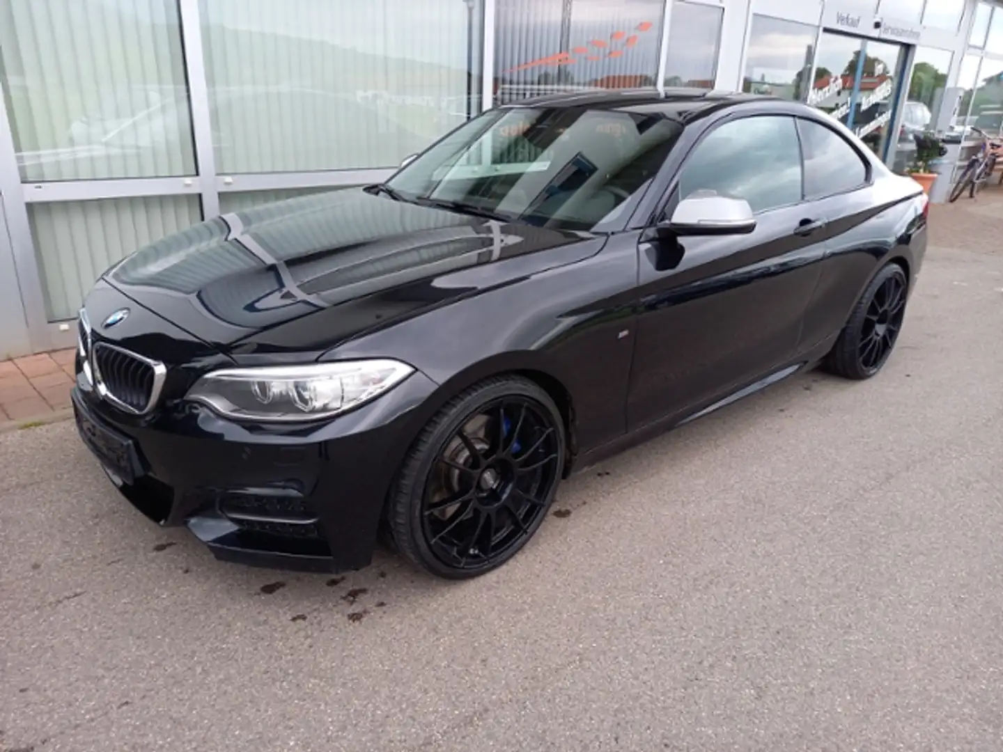 BMW 240 Coupe M235i Zwart - 2