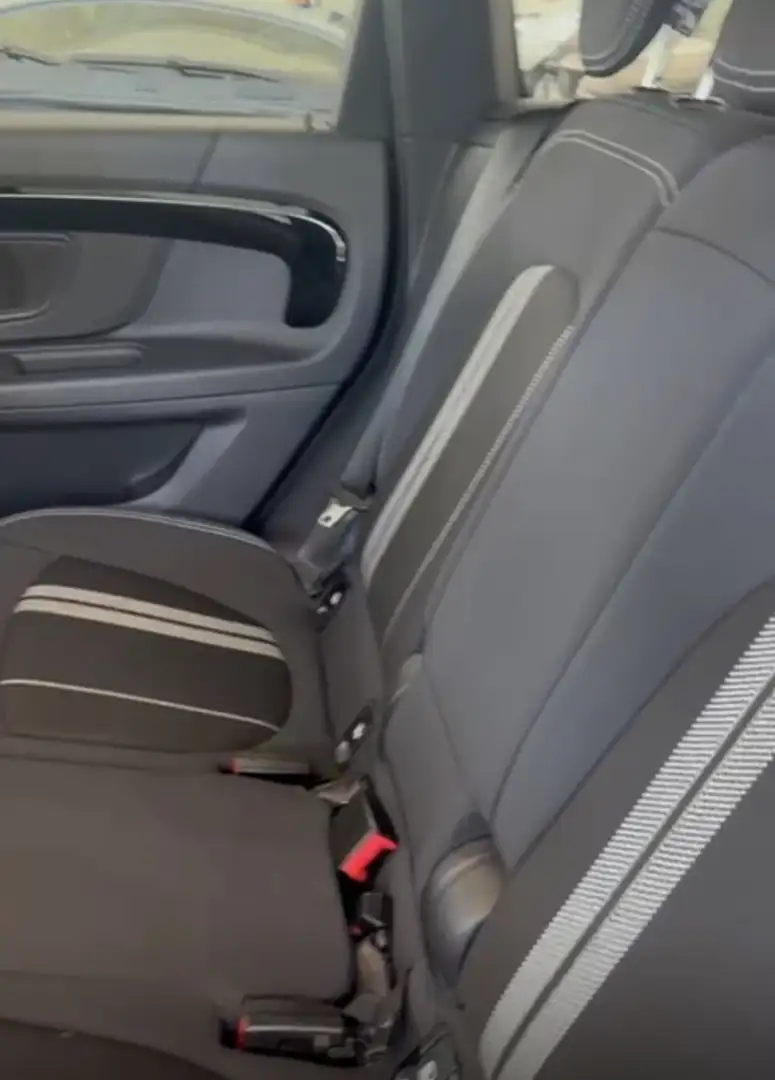 MINI Countryman SE All4 - 2