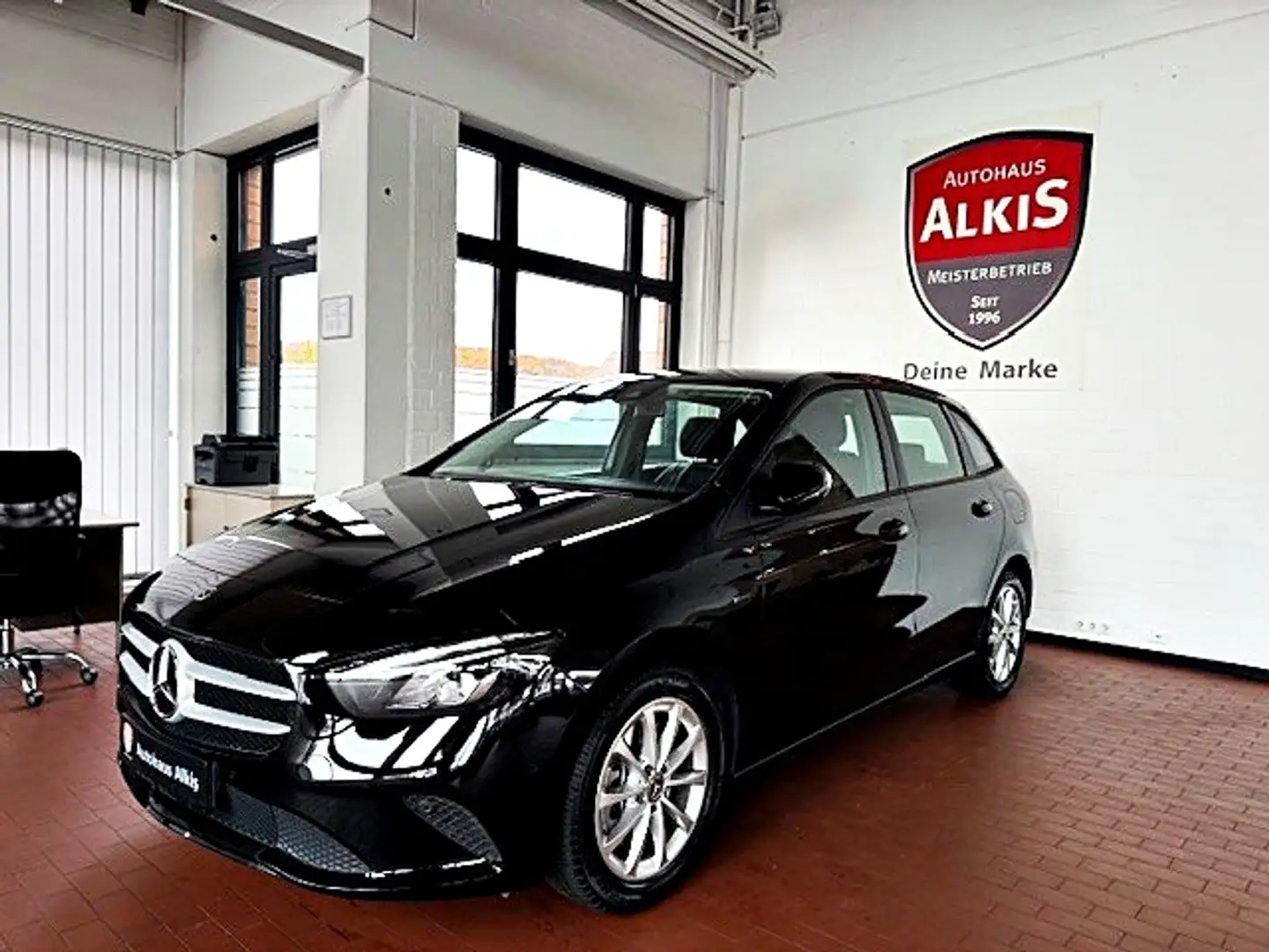 Mercedes-Benz B 250 e 8G-DCT - 1