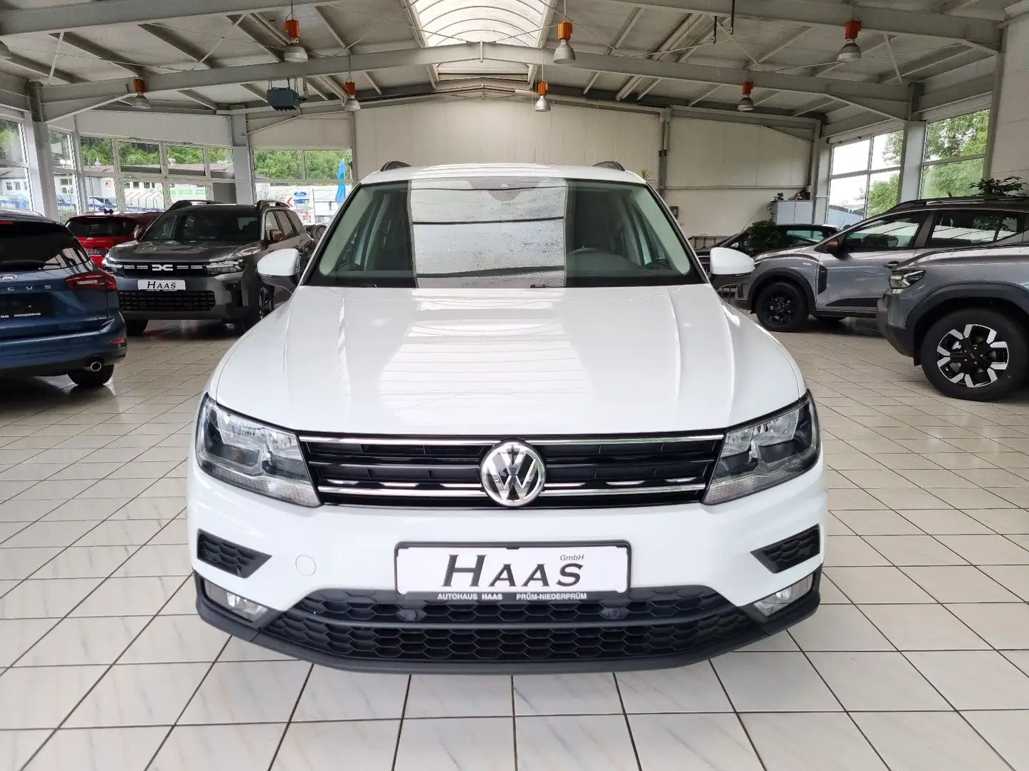 Volkswagen Tiguan 150 PS *Automatik* #Navi #AHK #Garantie Weiß - 2