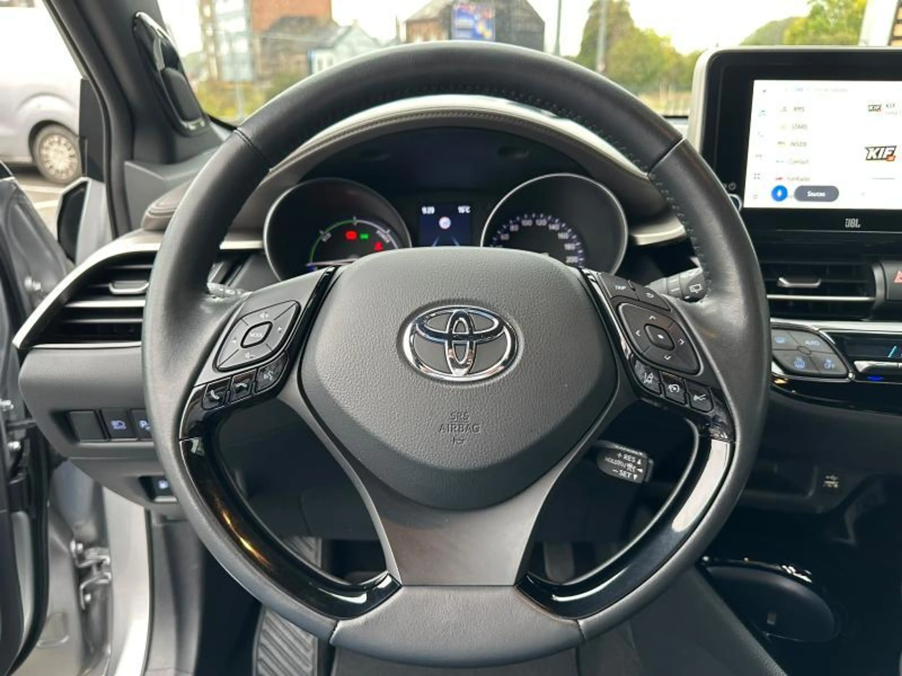 Toyota C-HR C-HIC Mono-Tone — photo 15