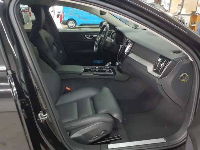 Volvo V60 view 8