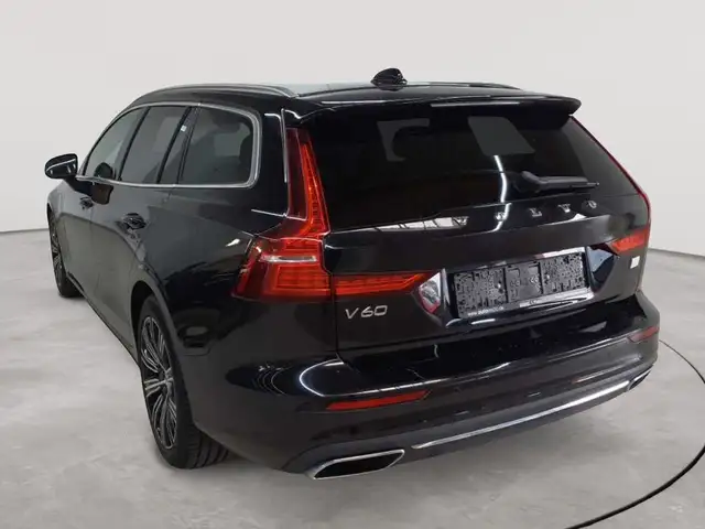 Volvo V60 view 5