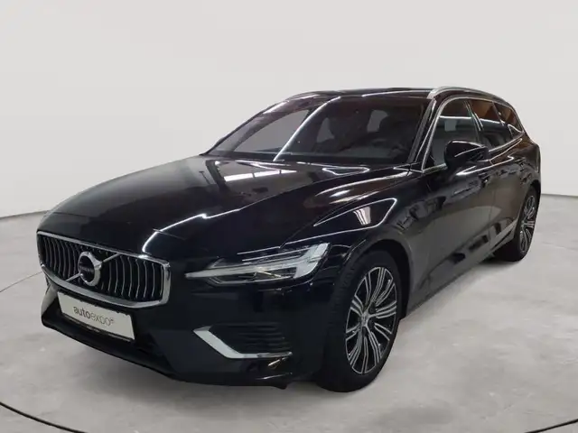 Volvo V60 view 2