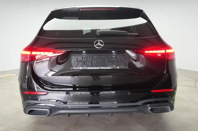 Mercedes-Benz 300 view 6
