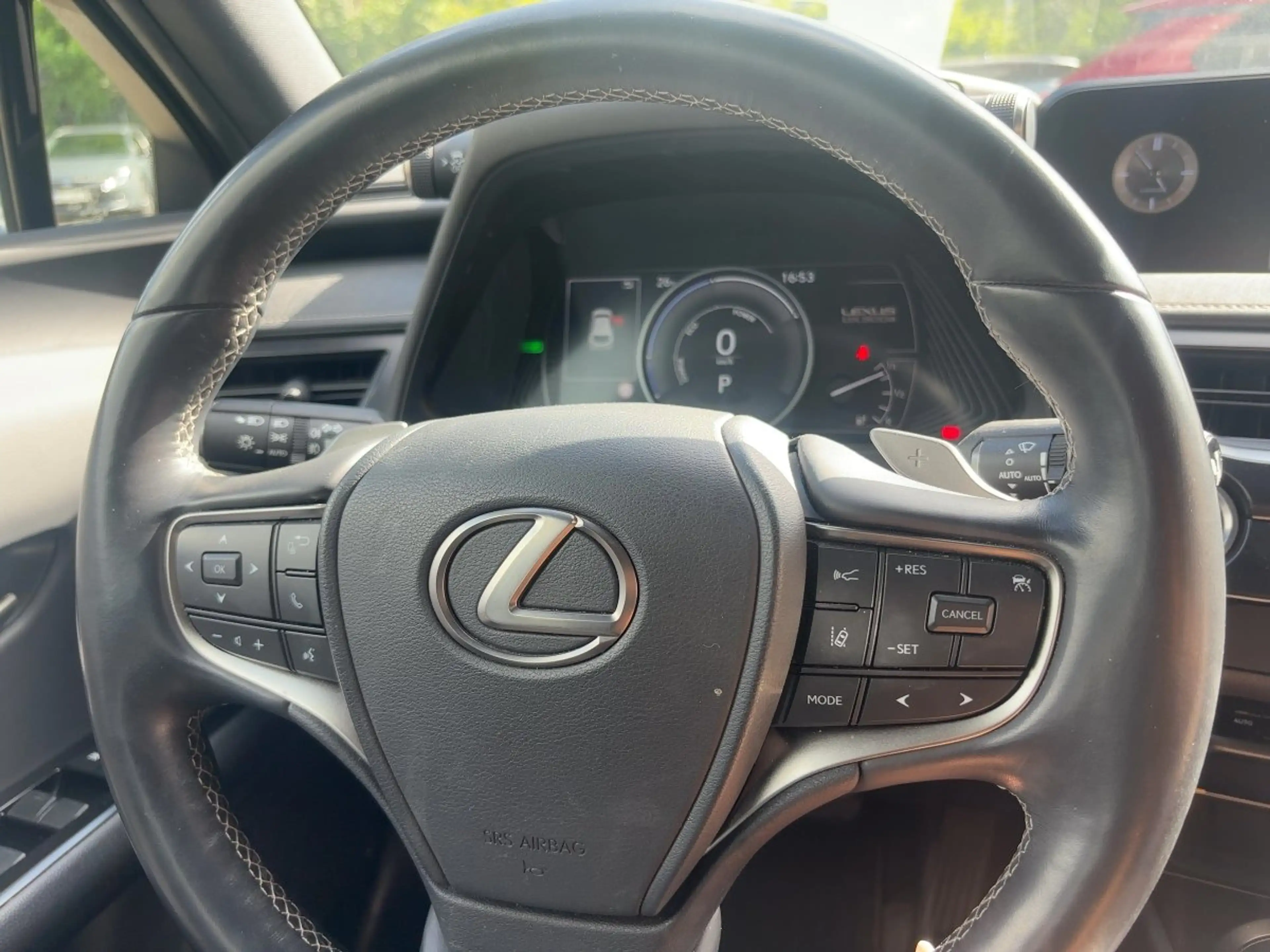 Lexus UX 300e UX 300 e 300e Executive AppleCarPlay Size klimati — photo 15