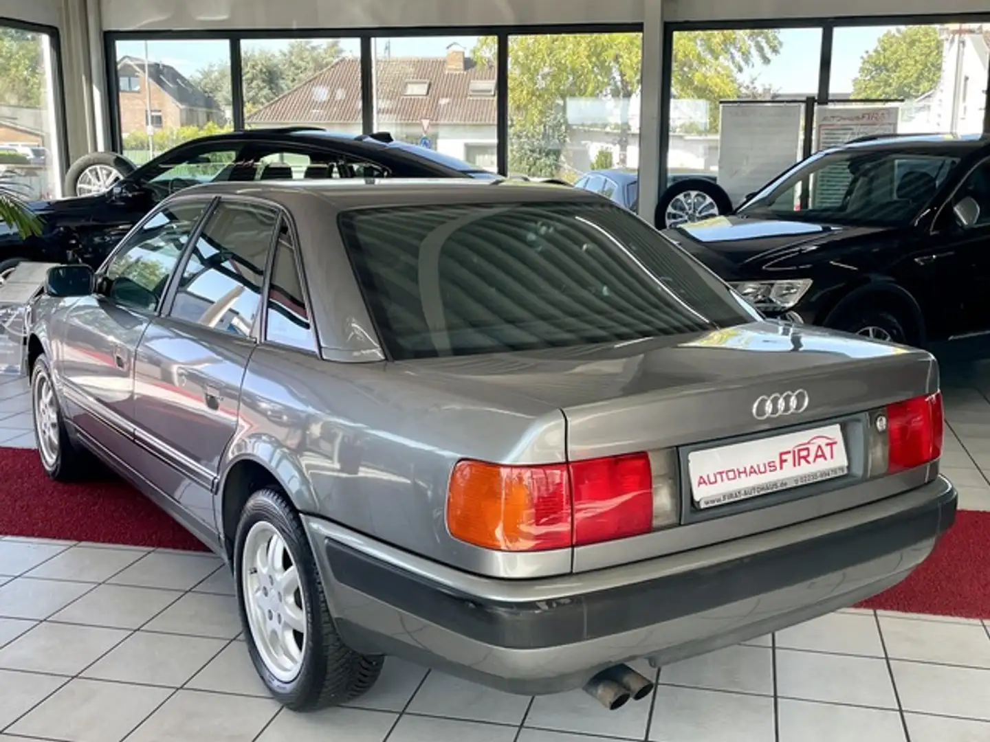 Audi 100 2,6 V6 C4°Klimaautomatik°Alufelgen° Grijs - 2