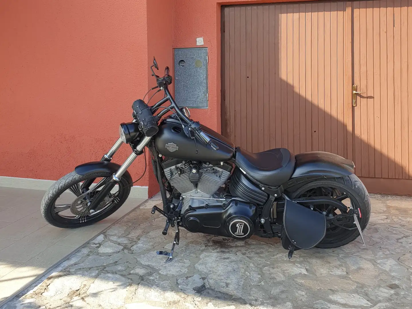 Harley-Davidson Rocker C FXCW (ohne C) Custom Umbau Negru - 2