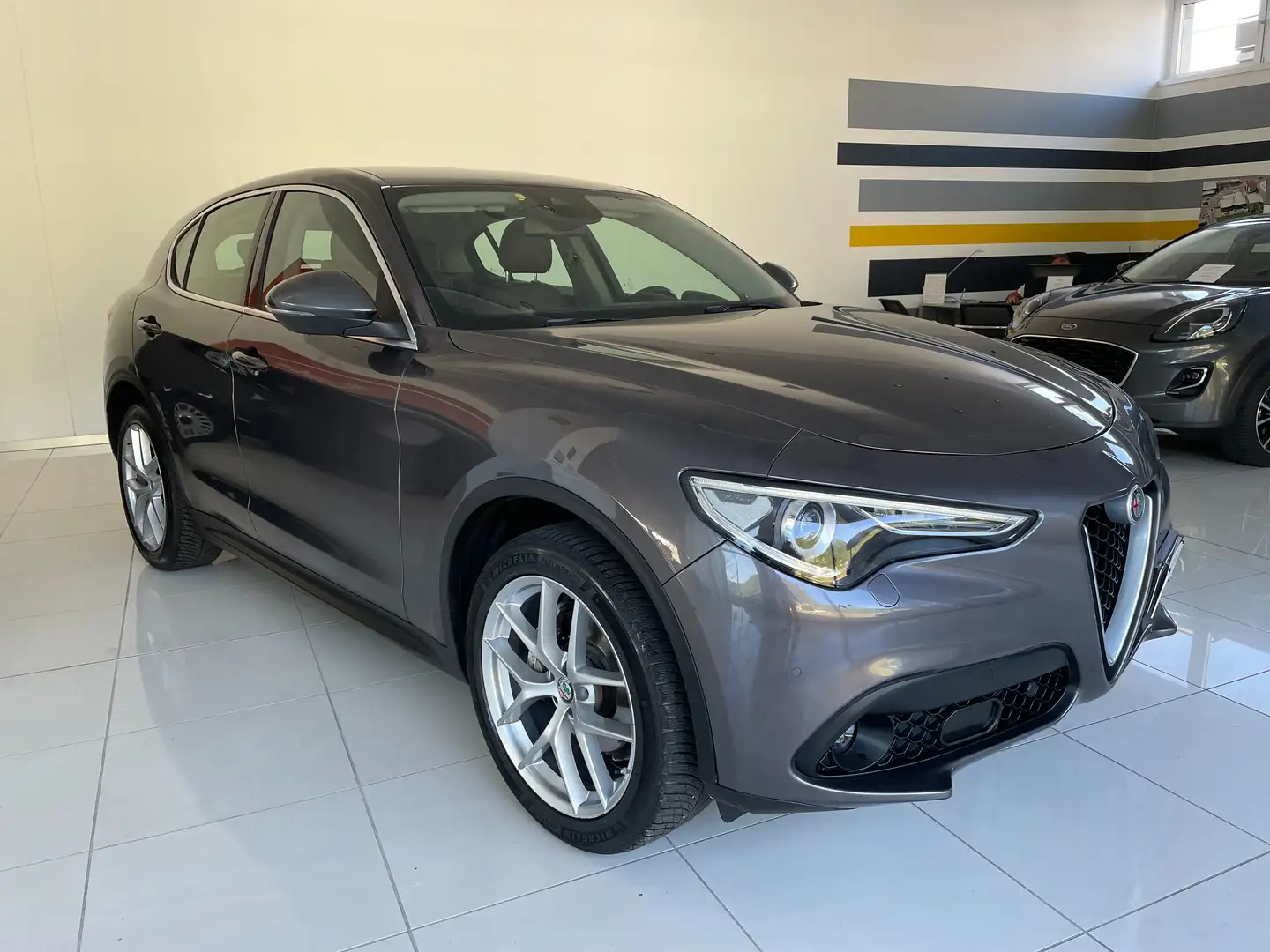 Alfa Romeo Stelvio Stelvio 2017 2.2 t Super Q4 210cv auto Grigio - 1
