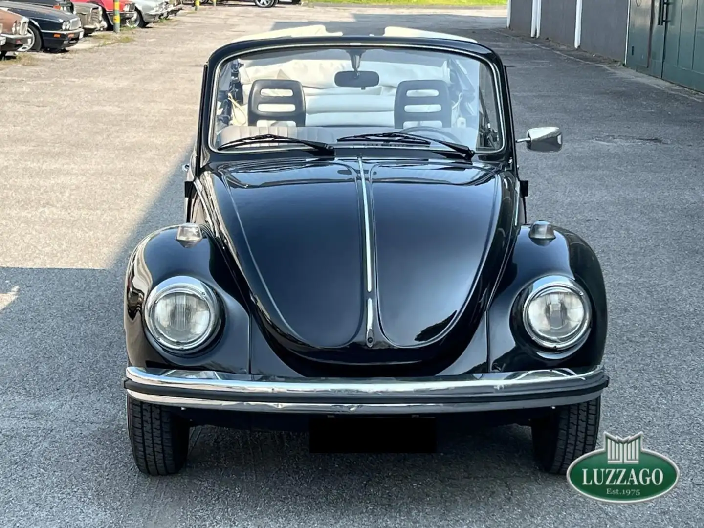 Volkswagen Beetle Cabriolet 1300 (15AB11) Noir - 2