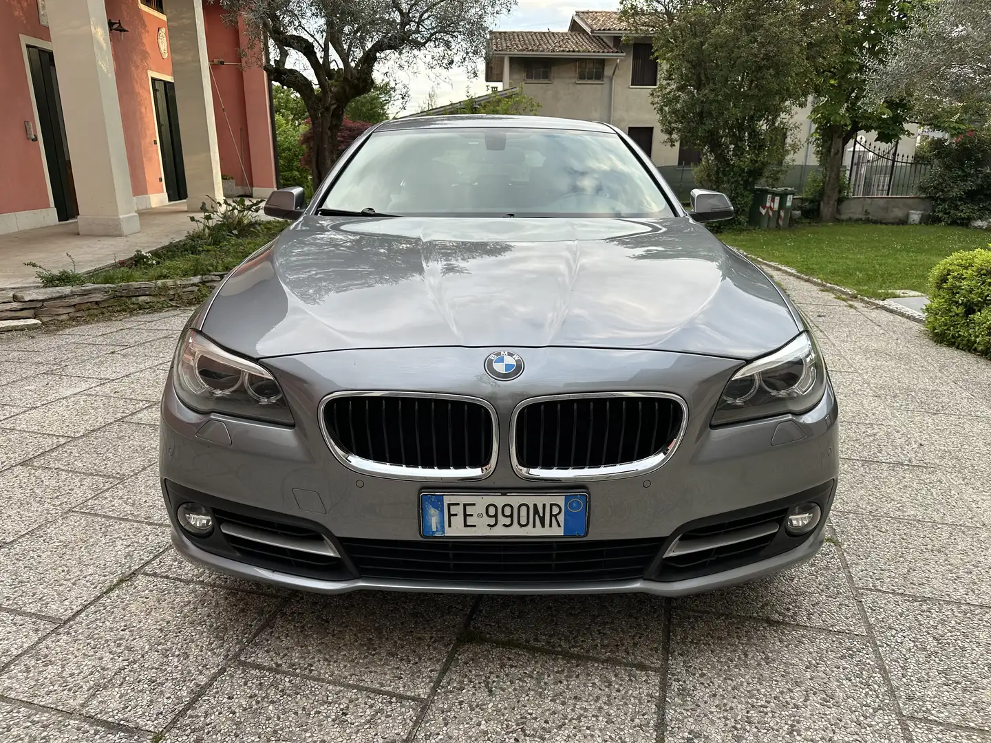 BMW 520 520d Touring xdrive 190cv auto Tagliandi BMW Grigio - 2