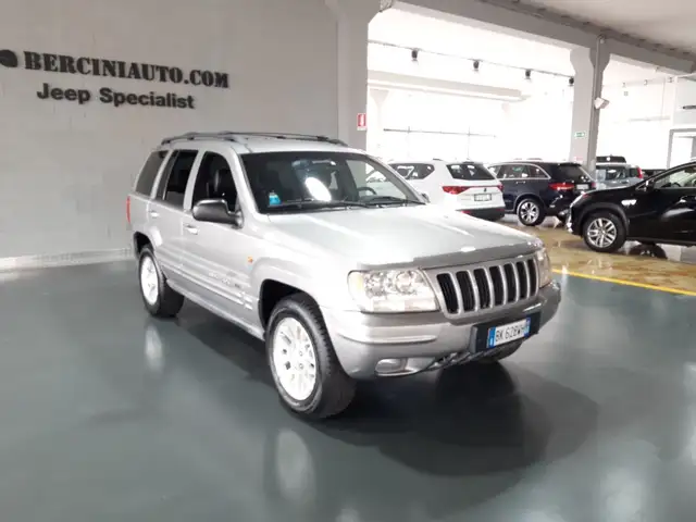 Jeep Grand Cherokee Grand Cherokee 4.7 Limited auto con GPL