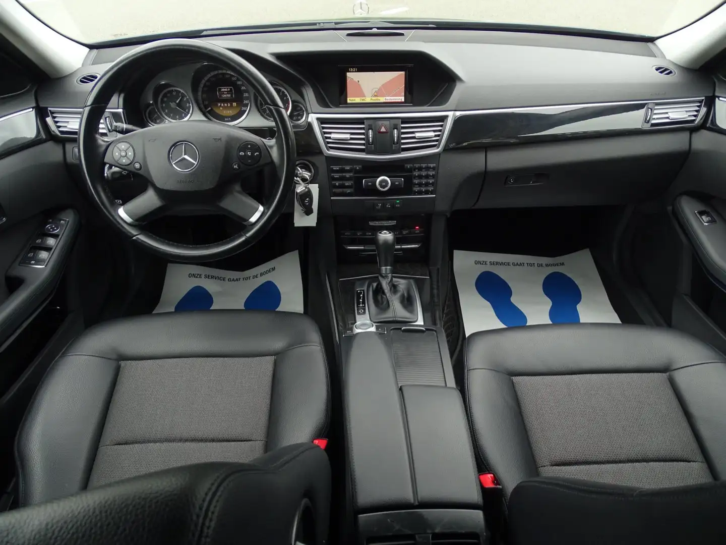 Mercedes-Benz E 200 CGI Business Class Avantgarde - AUTOMAAT - CRUISE Gris - 2