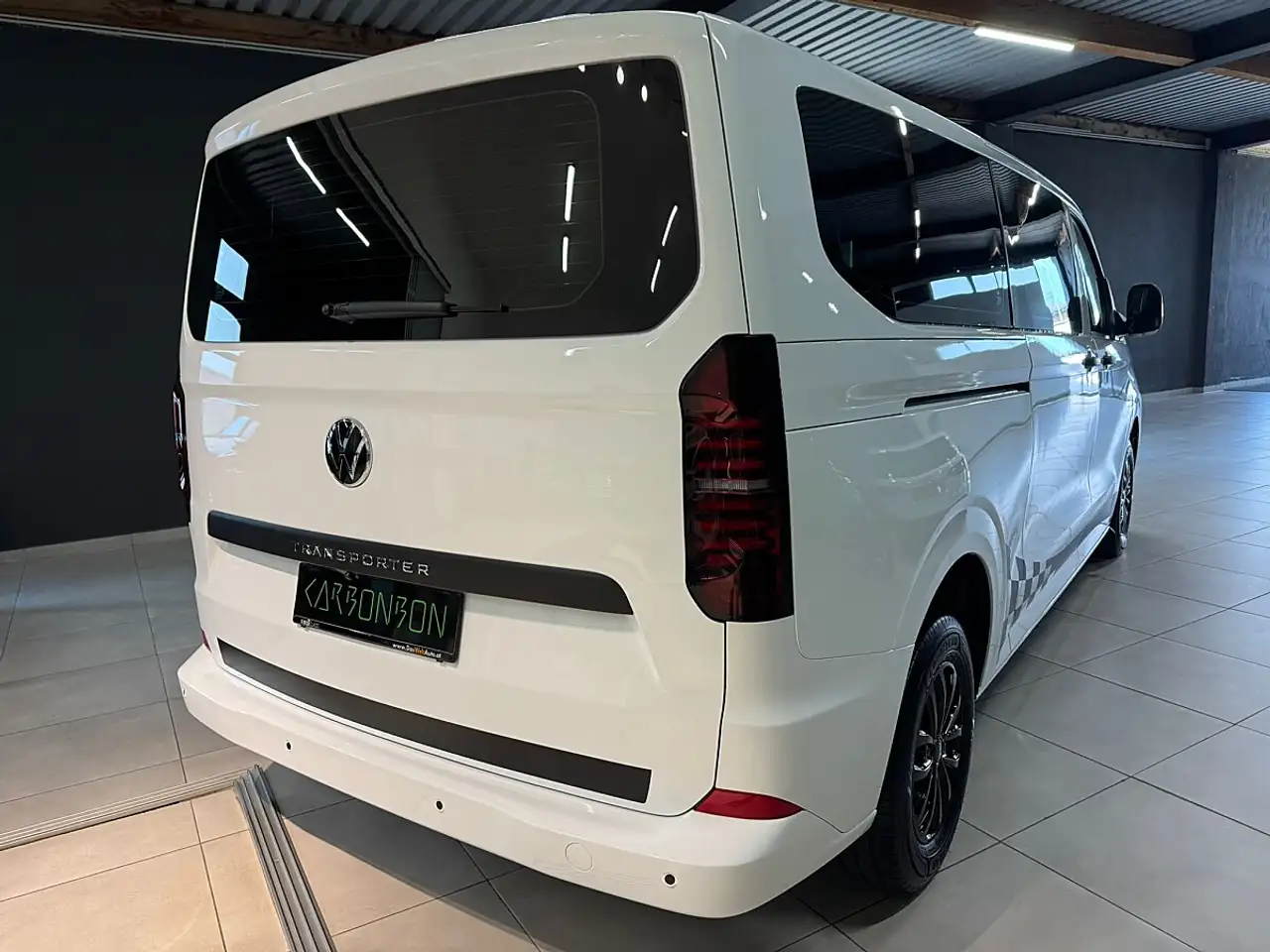 Volkswagen T7 Kombi T7 VW Kombi LR 2,0 TDI, 5 Jahre oder 100tkm Gar...