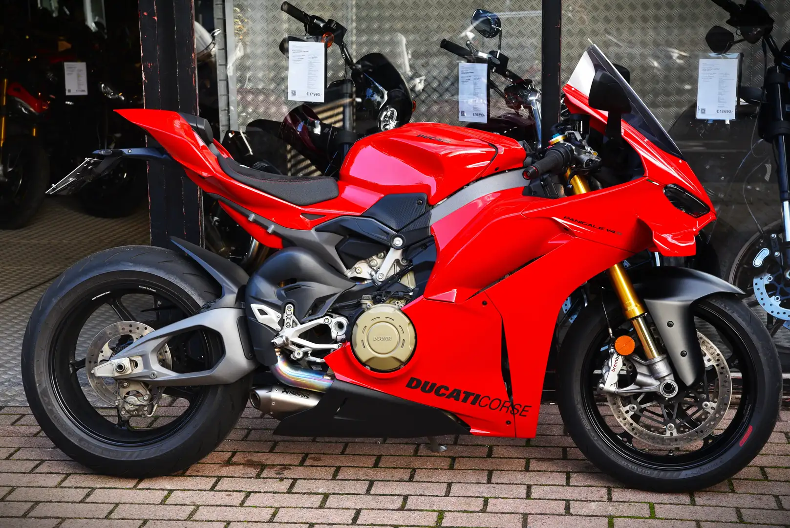 Ducati Panigale V4 S (TVAC) ***MOTO VERTE*** Rouge - 2