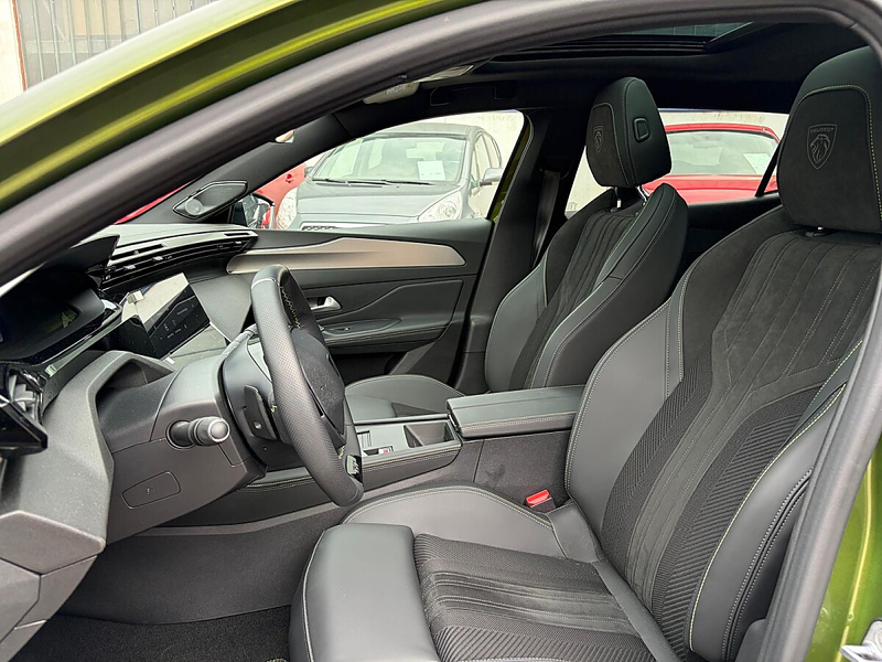 Peugeot 408 Hybrid 145 e-DCS6 GT Exclusive — photo 8