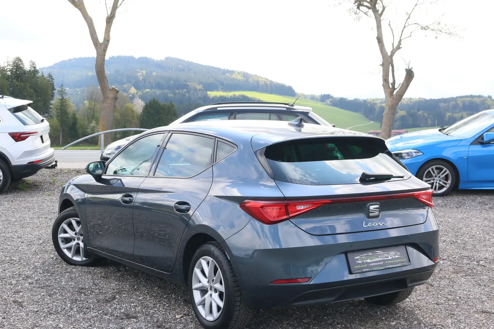 SEAT Leon Style*Navi*Sitzheizung*LED*Virtual cockpit Grau - 2