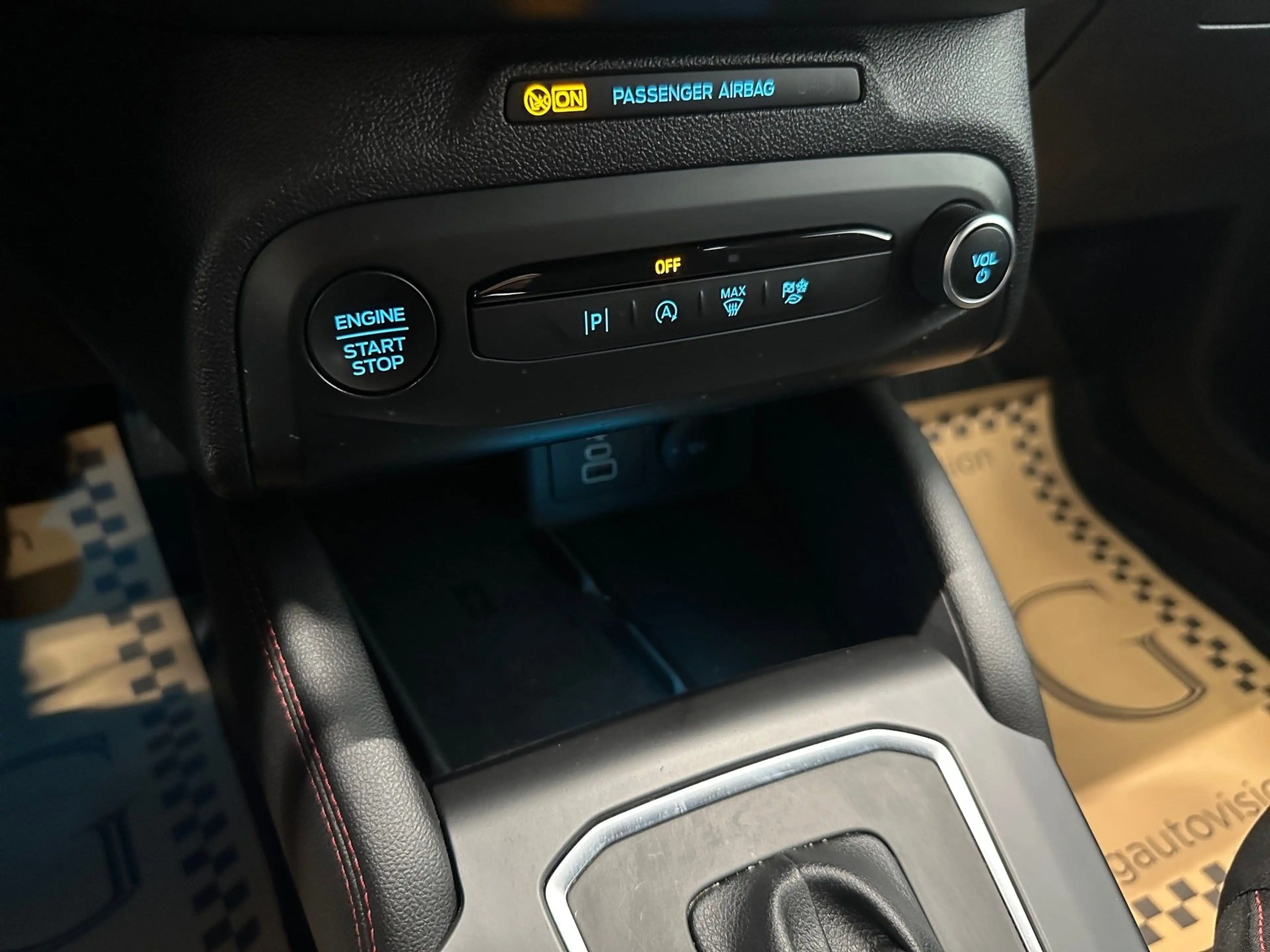 Ford Focus Turnier 1,0 EcoBoost ST-Line X ab ca. 171€ monatl — photo 30