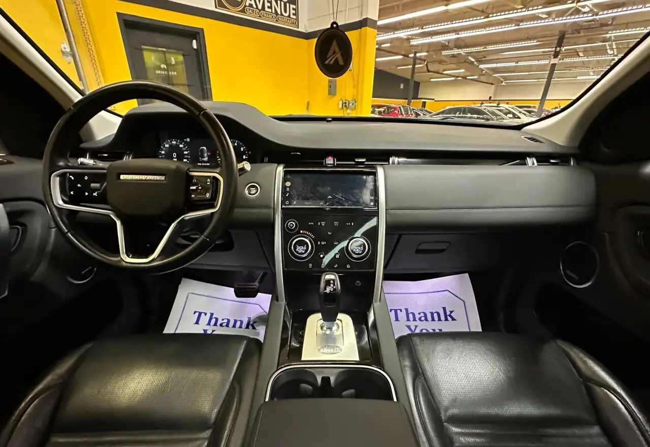 Land Rover Discovery Sport снимка Land Rover Discovery Sport