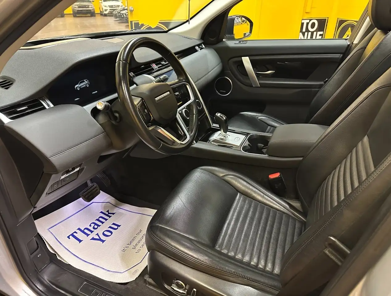 Land Rover Discovery Sport снимка Land Rover Discovery Sport