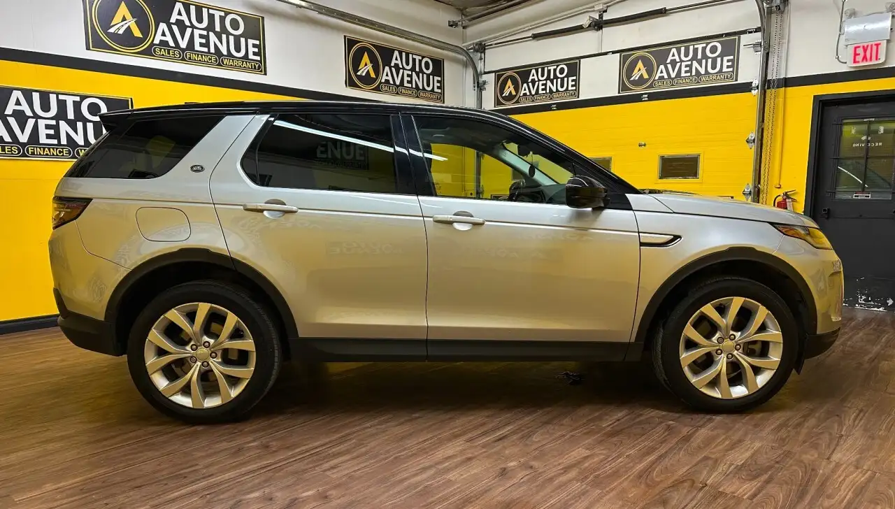 Land Rover Discovery Sport снимка Land Rover Discovery Sport