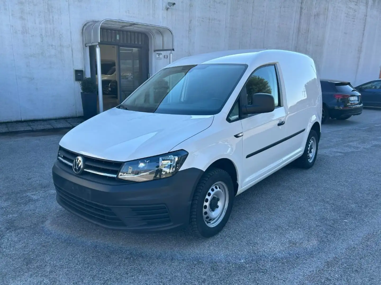 Volkswagen Caddy 1.4 TGI DSG Furgone Business Bianco - 1
