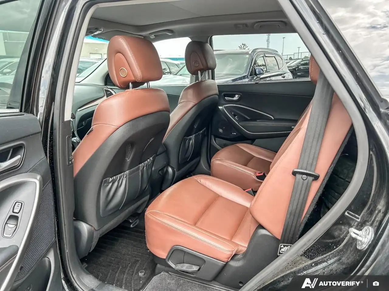Hyundai SANTA FE photo Hyundai SANTA FE