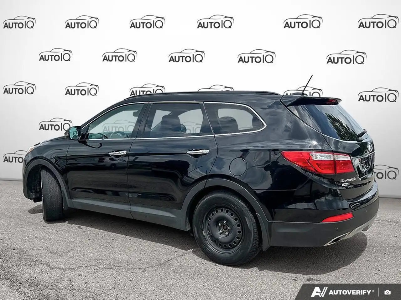 Hyundai SANTA FE photo Hyundai SANTA FE