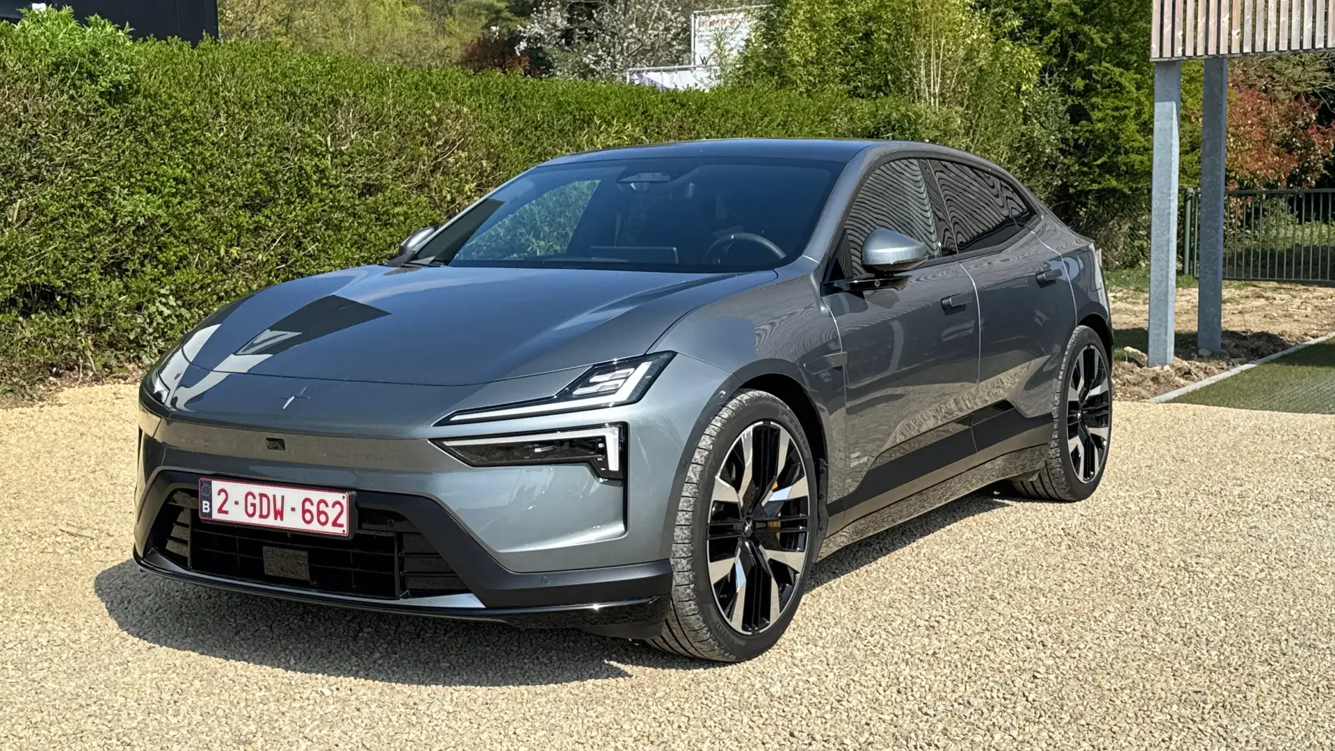 Polestar 4 100 kWh Long Range Dual Motor Grijs - 1
