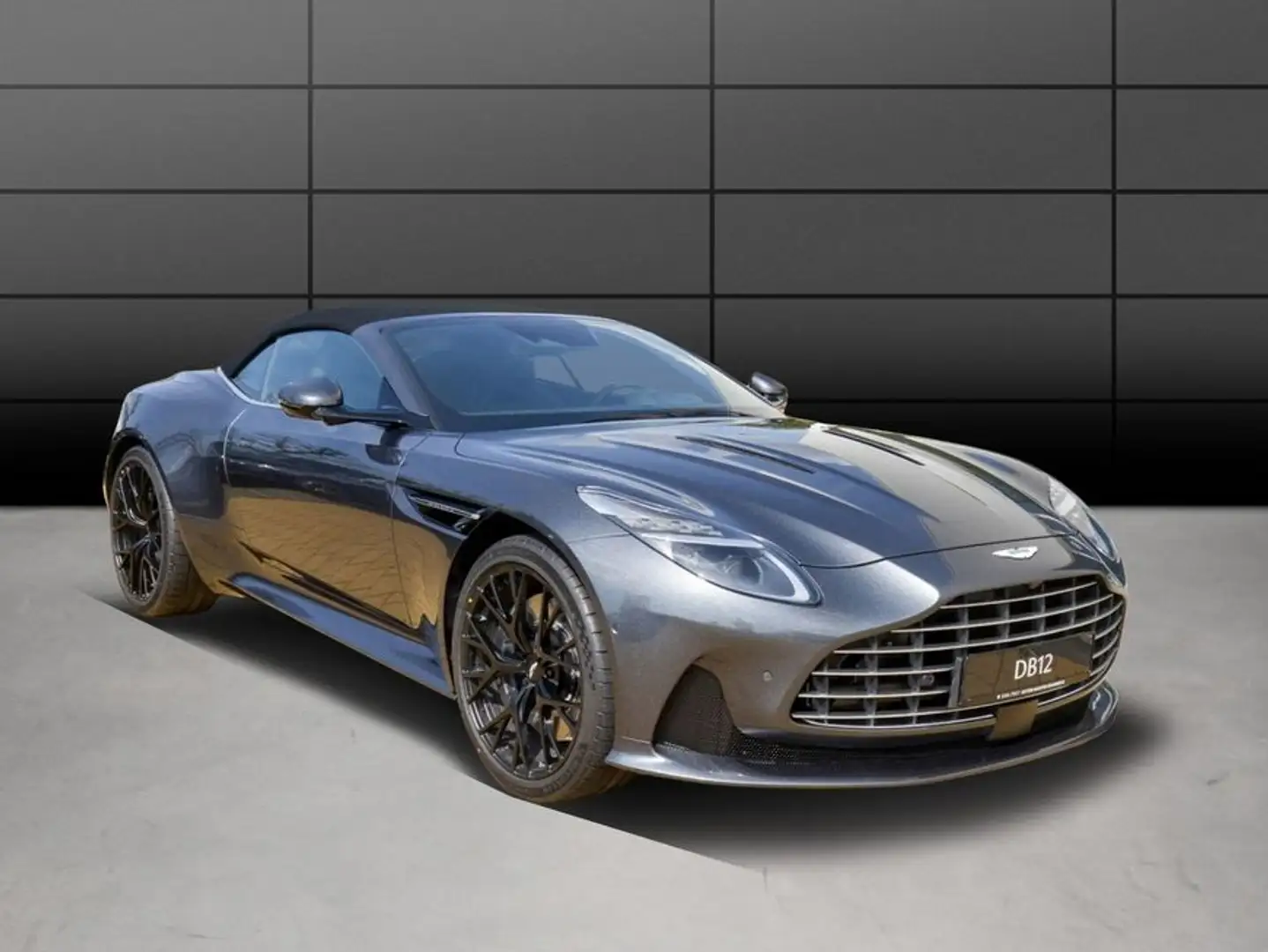Aston Martin DB12 Volante Grau - 2