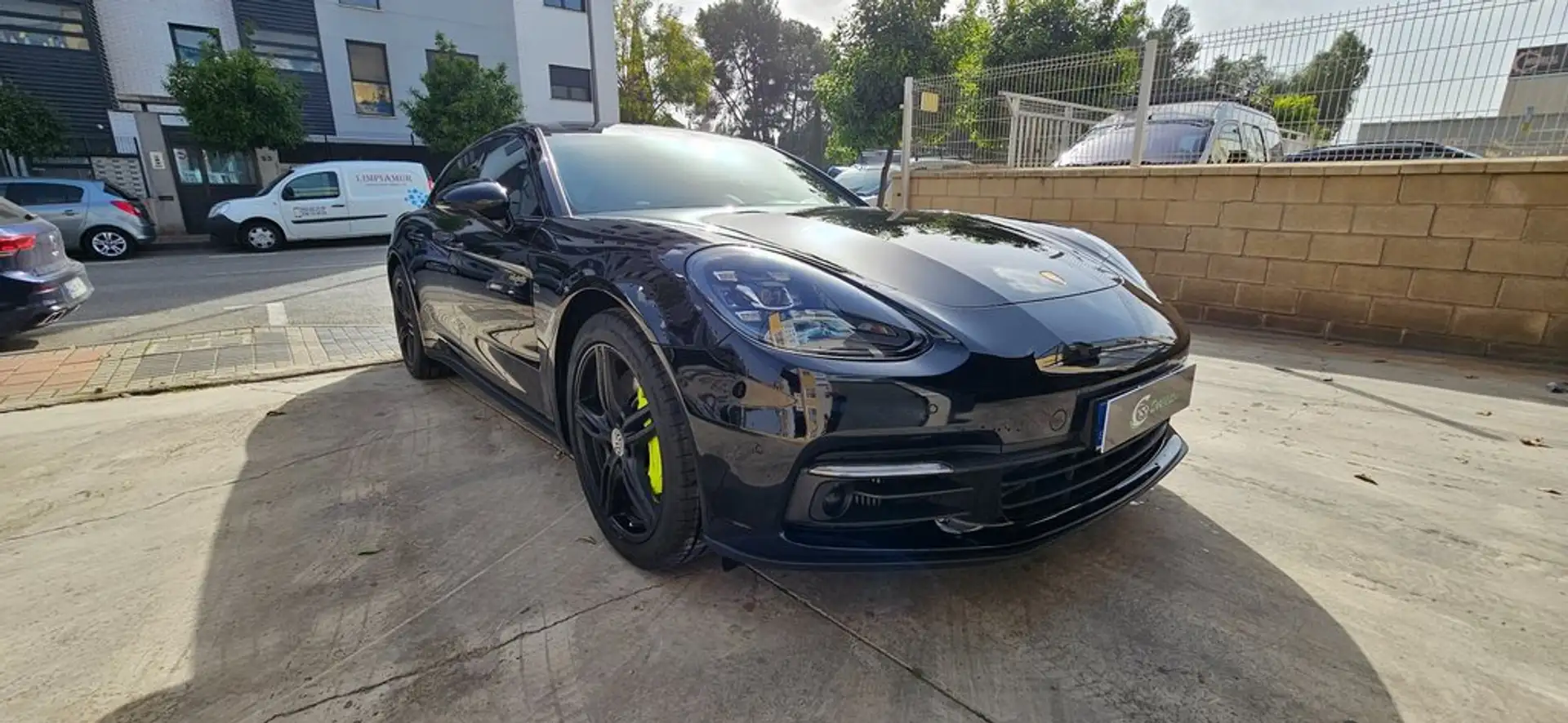 Porsche Panamera 4 E-Hybrid Sport Turismo Negro - 2