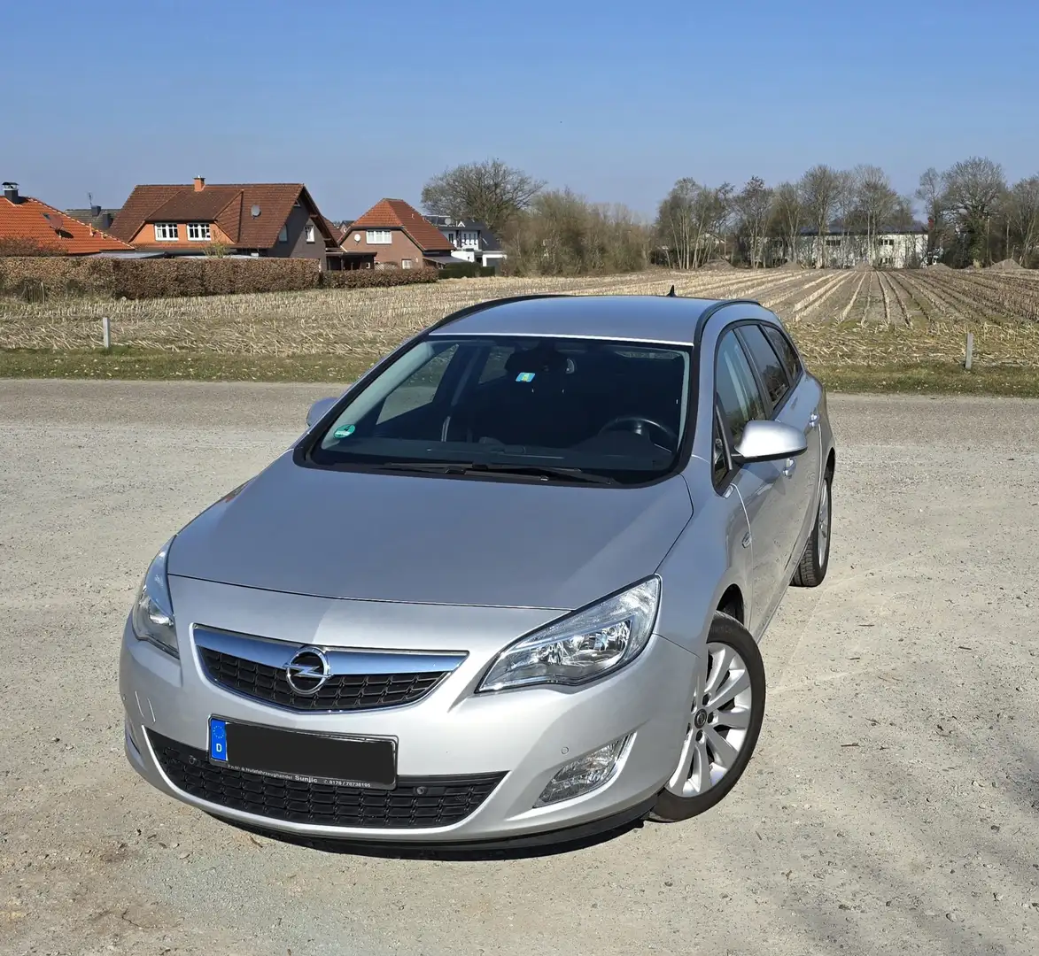Opel Astra Design Edition Silber - 1