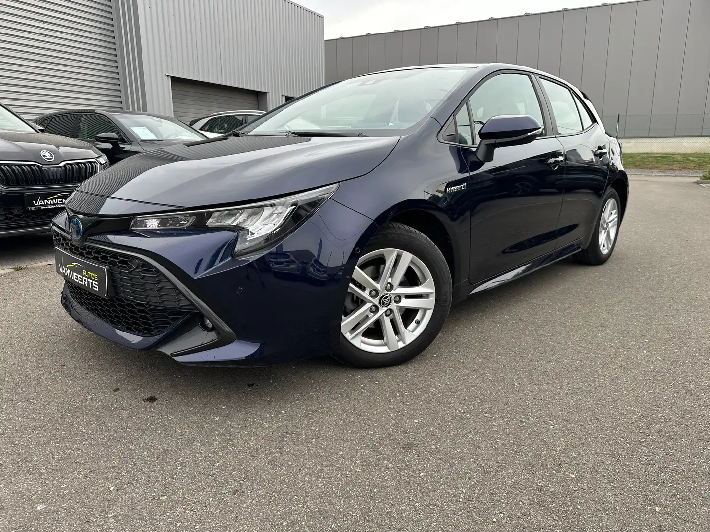 Toyota Corolla 1.8 Hybrid Business Edition, CARPLAY /CAMERA Azul - 1