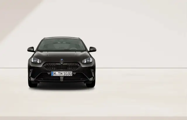 BMW 1 Series view 5