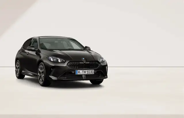 BMW 1 Series view 7
