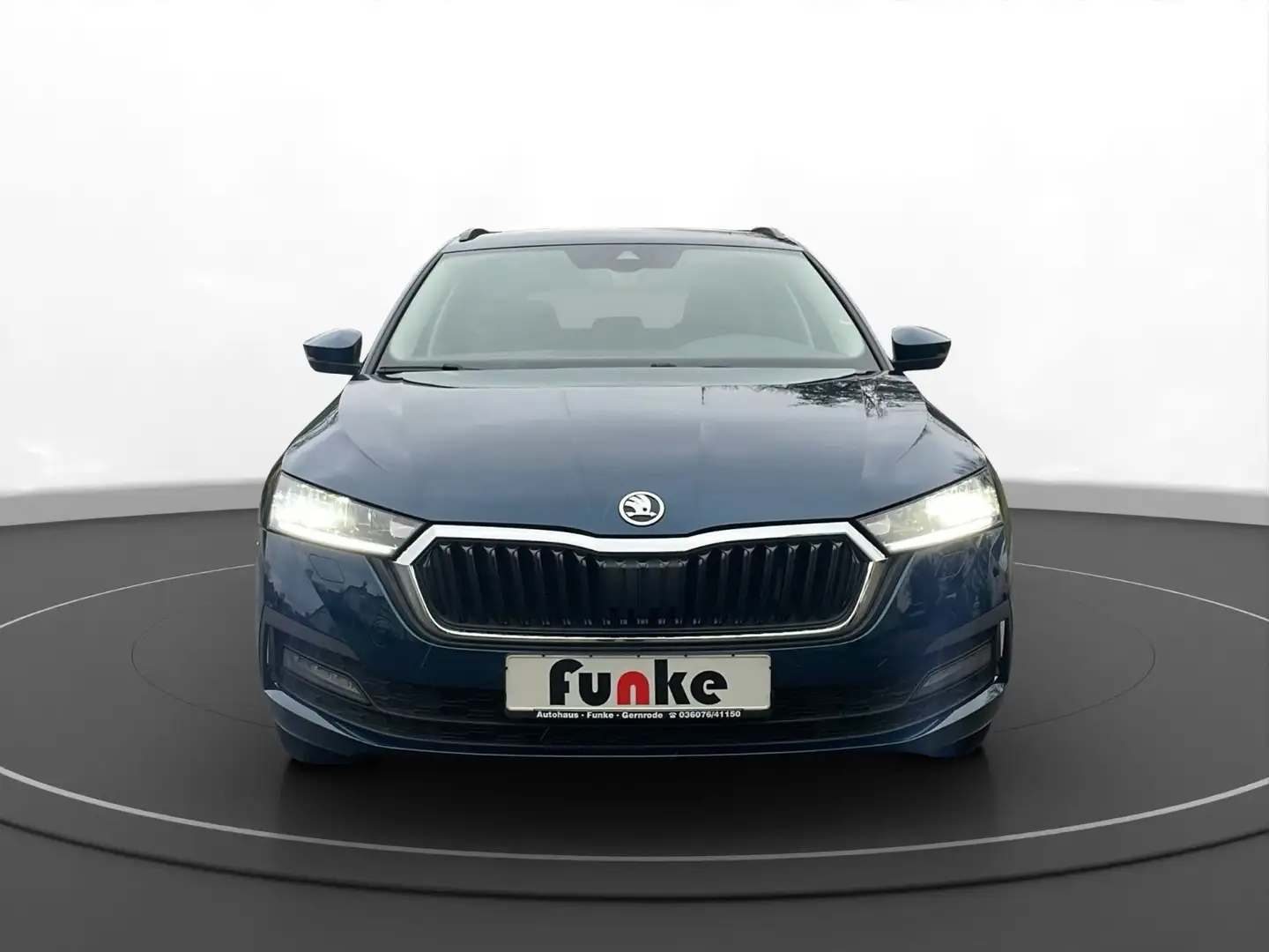 Skoda Octavia Combi Clever**AHK**LED**KAMERA**NAVI** Blau - 2