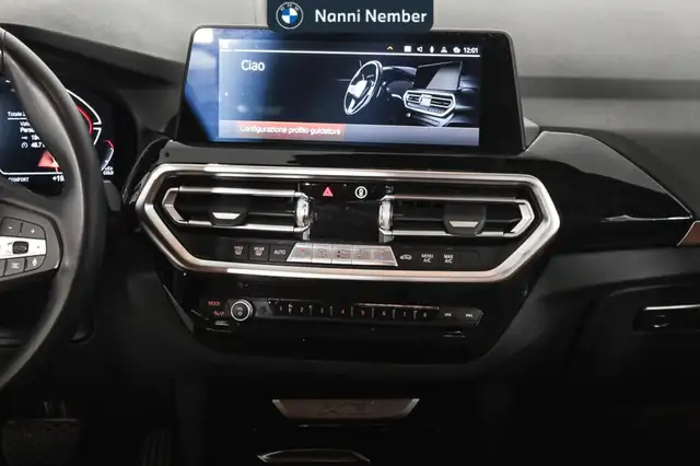 BMW X3 view 11