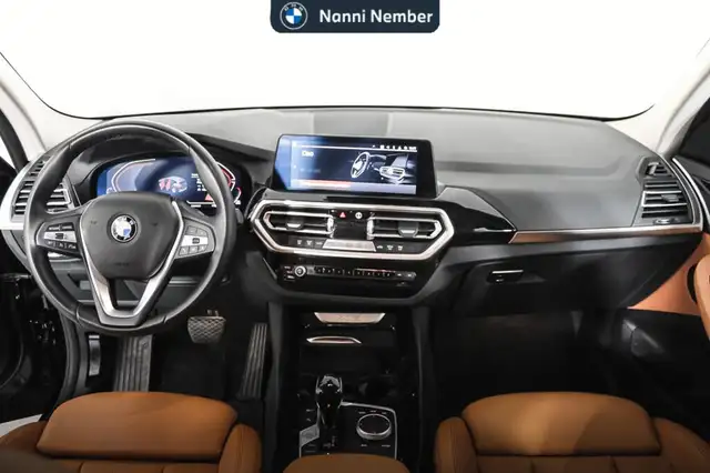 BMW X3 view 10