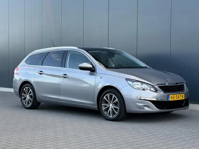 Peugeot 308 view 10