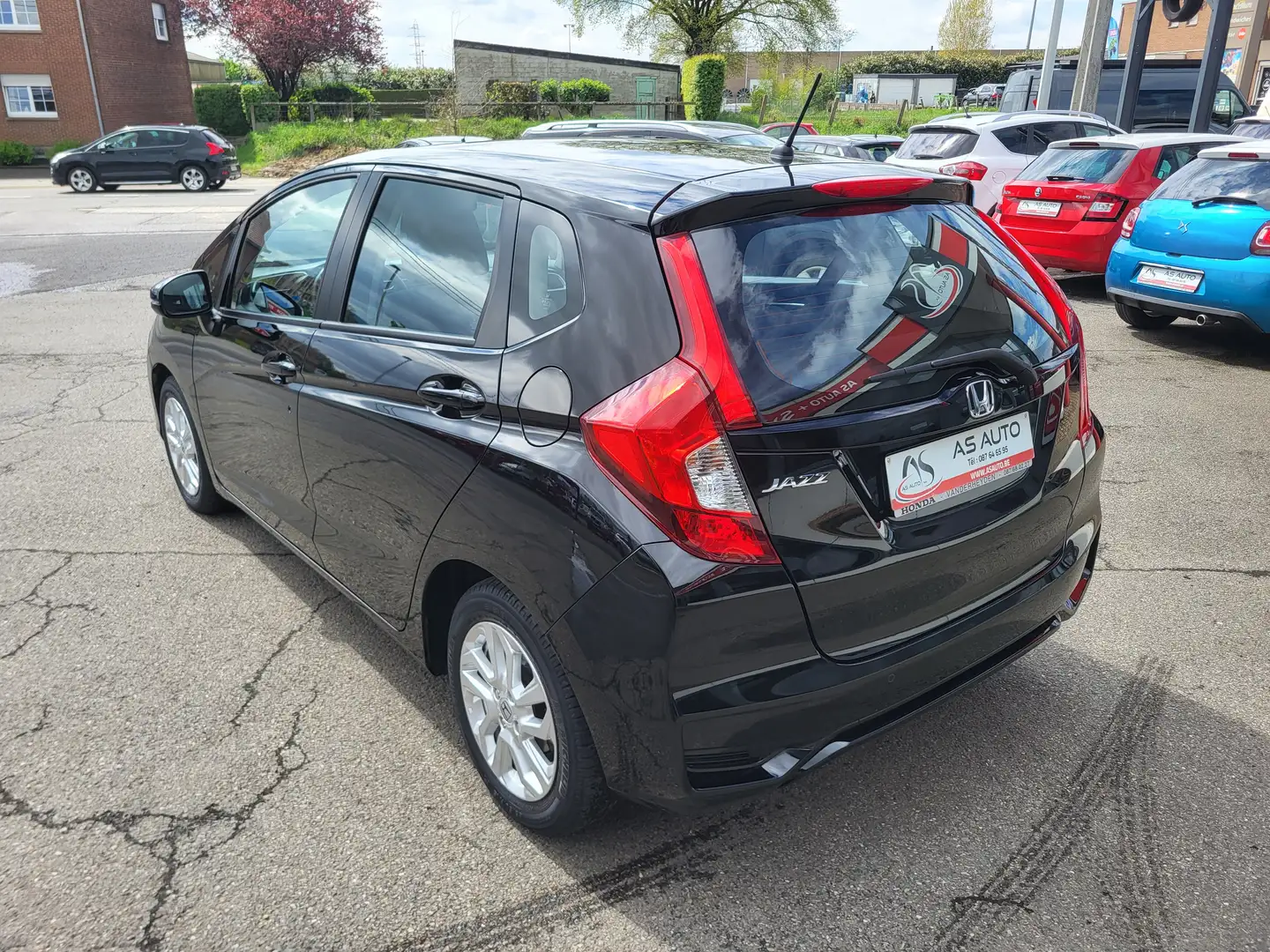 Honda Jazz 5P 1.3i-VTEC 102cv Comfort (EU6.2) Noir - 2